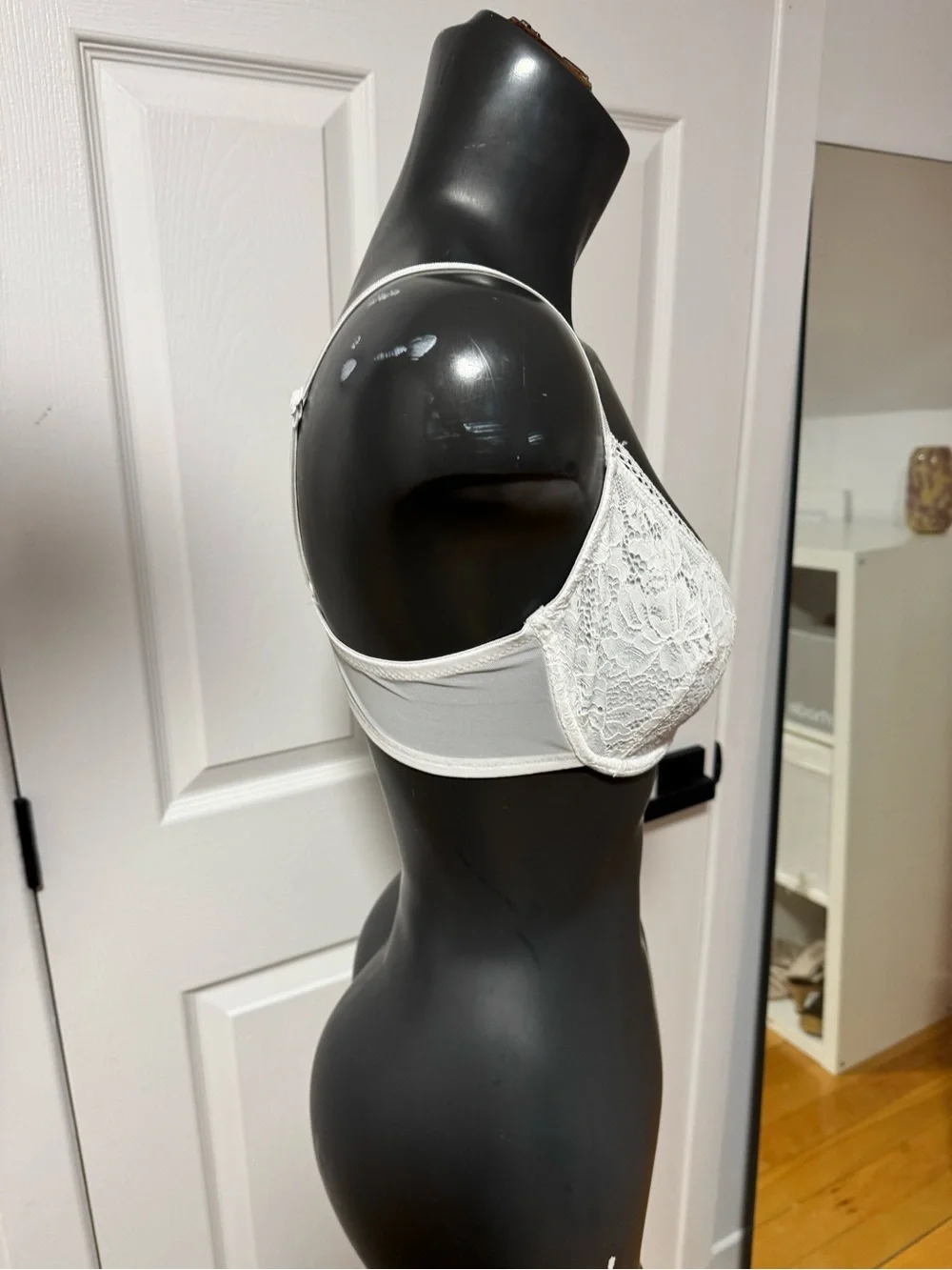 bra - Picture 3 of 4